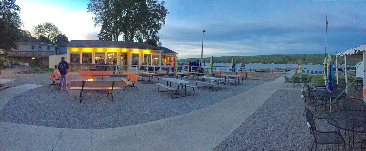 Beachcomber Inn Conesus Eksteriør billede